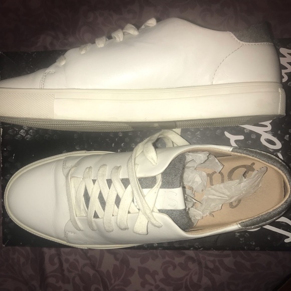 Men’s White Chic Sneakers/Tennis Shoes - Picture 2 of 4